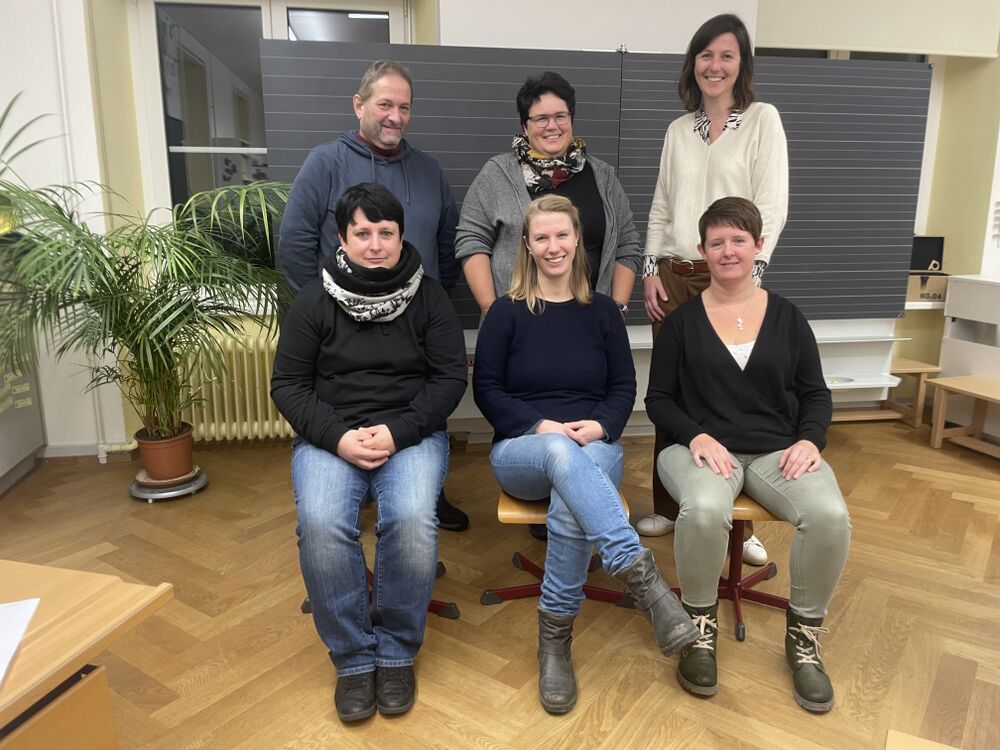 obere Reihe: Bruno Kaiser, Karin Ruder, Daniela Berbig - untere Reihe: Nicole Notz, Elfi Pfäffli, Yvonne Gerber