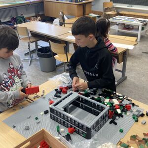 neubau-aus-lego.jpg